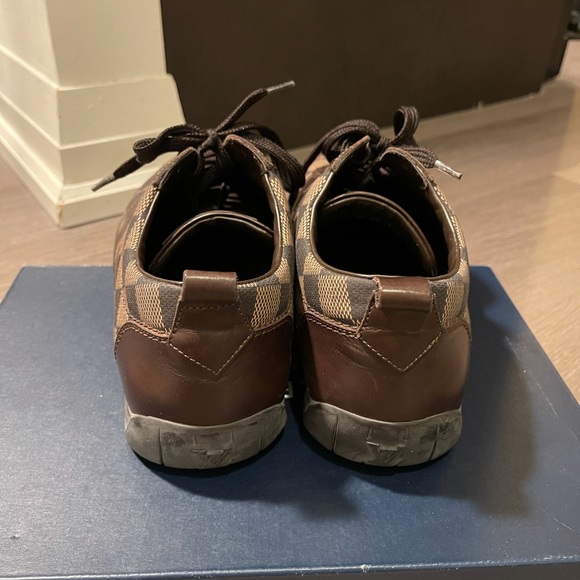 Louis Vuitton Damier Sneakers - Picture 2 of 10